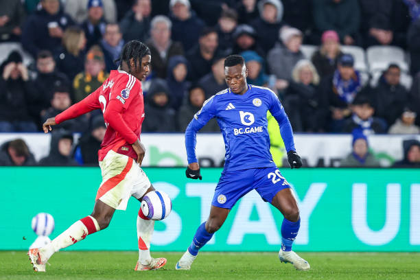 褒贬不一 褒贬不一