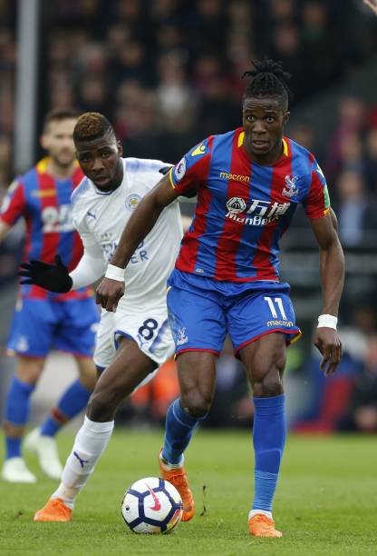 儘管落後於 儘管落後於